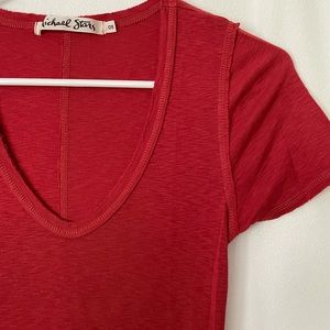 Michale Stars red deep cotton v/neck, small